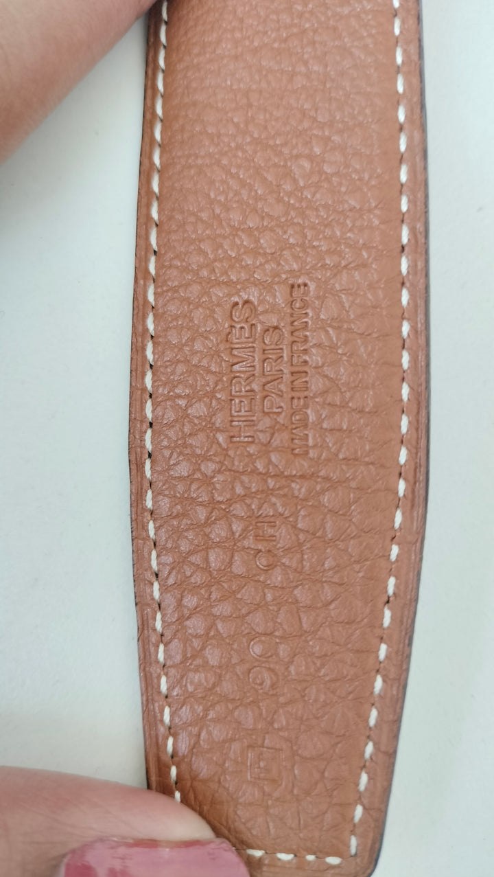 Hermès H Martelee Gold Buckle And Reversible Leather Belt Size 90