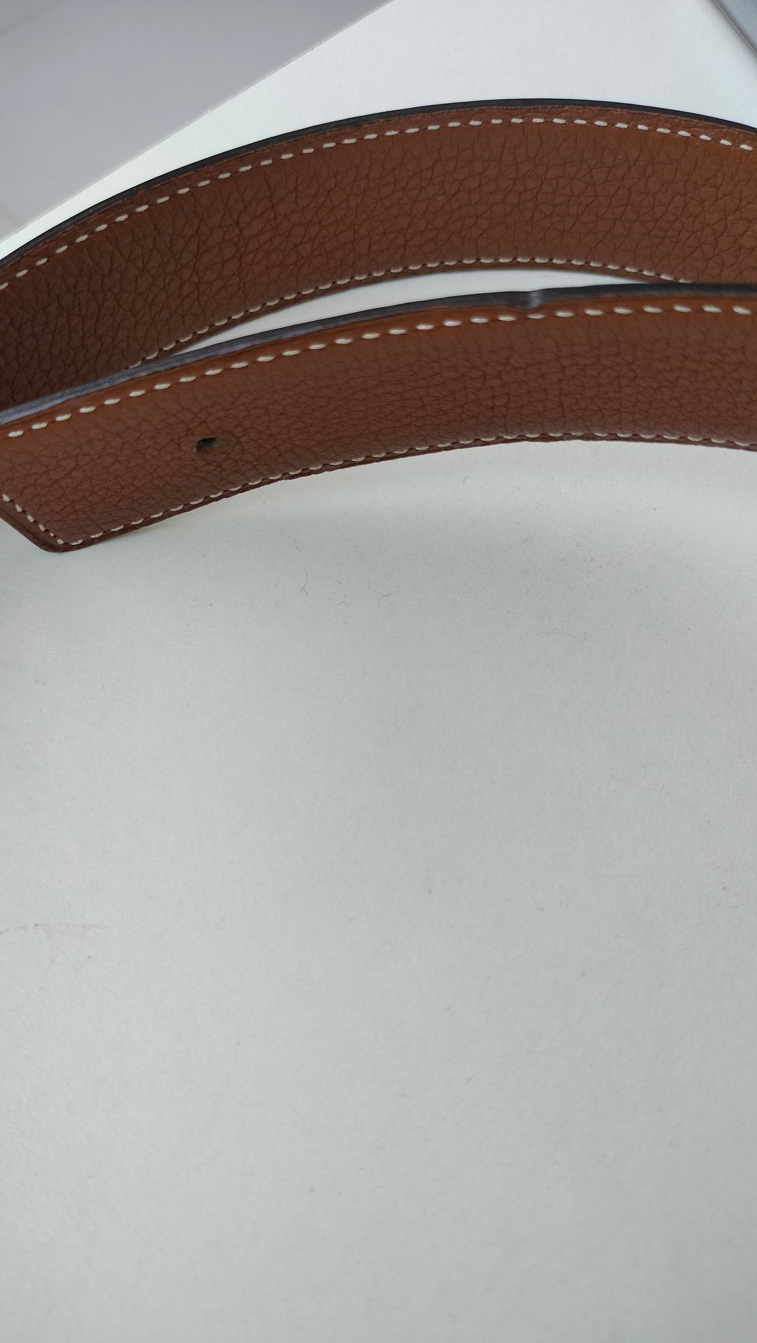 Hermès H Martelee Gold Buckle And Reversible Leather Belt Size 90