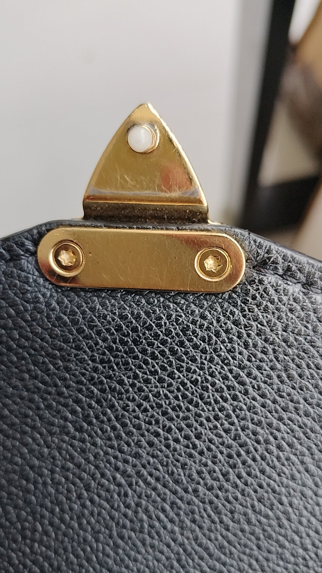Louis Vuitton Pochette Métis