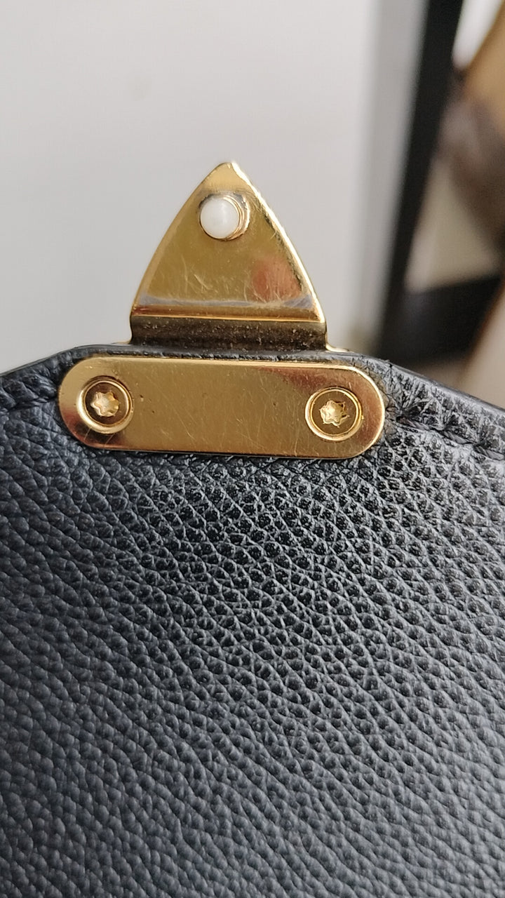 Louis Vuitton Pochette Métis
