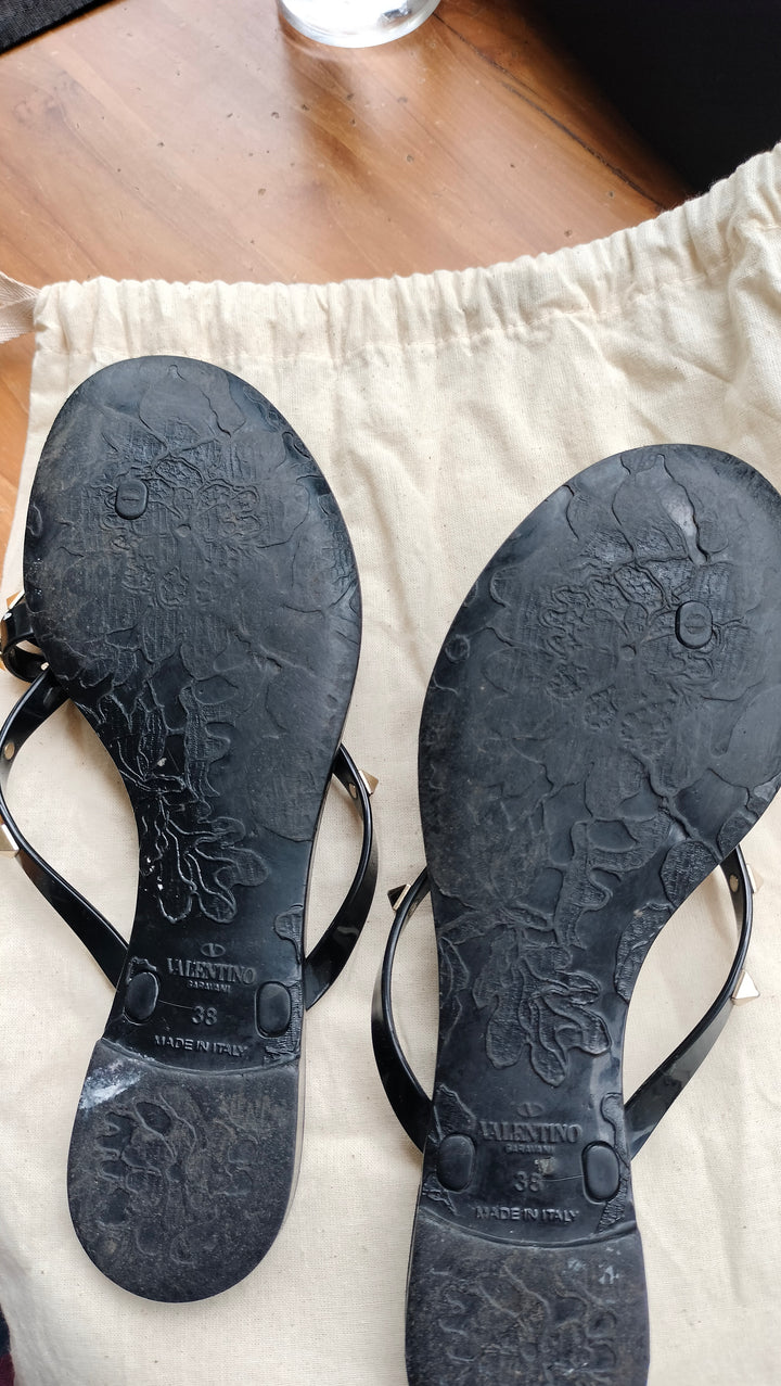 Valentino Garavani Rockstud Rubber Slides Size 38