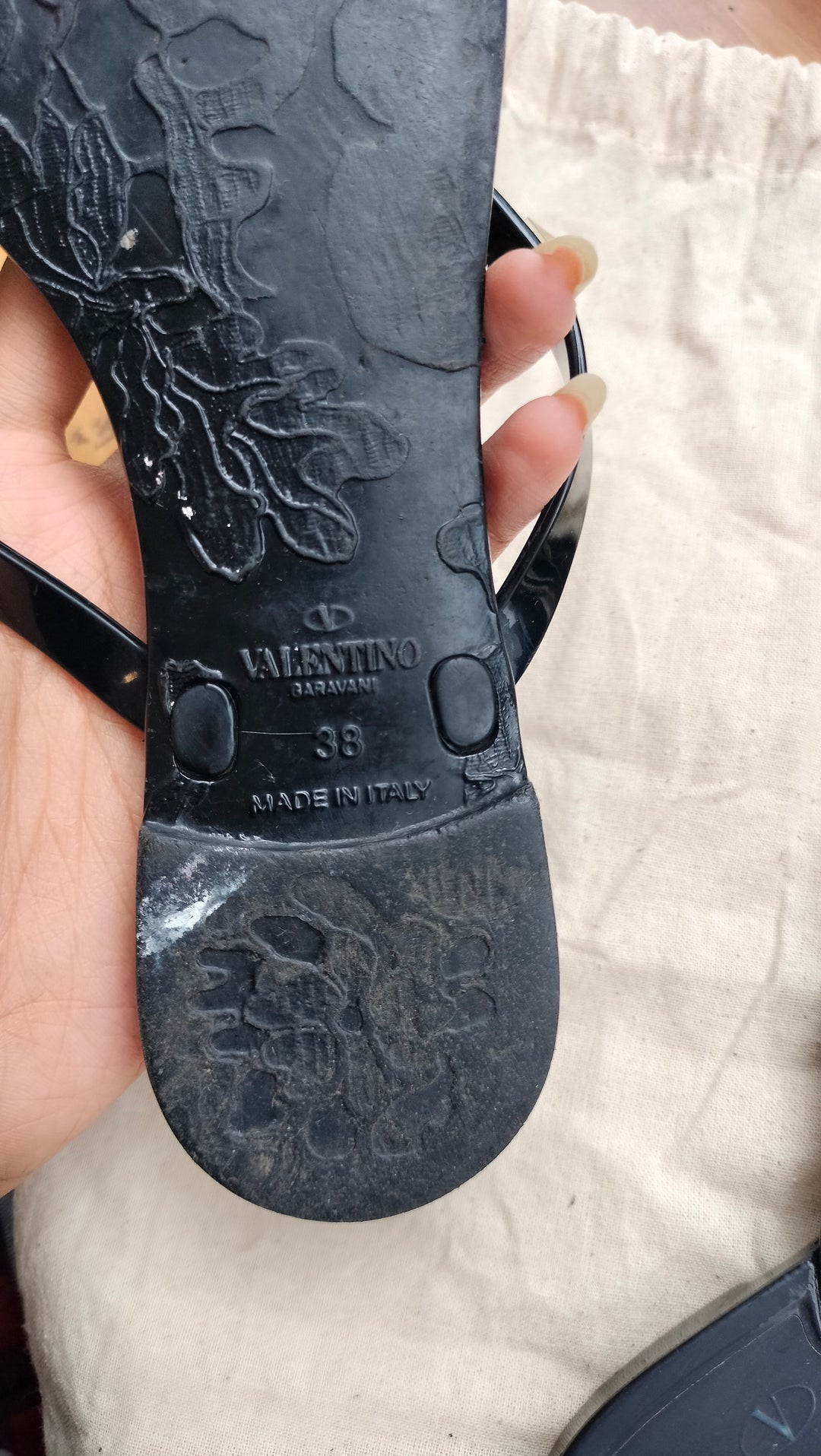 Valentino Garavani Rockstud Rubber Slides Size 38