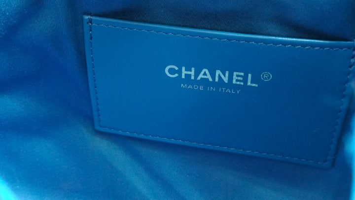 Chanel 25 Tweed Hobo Bag