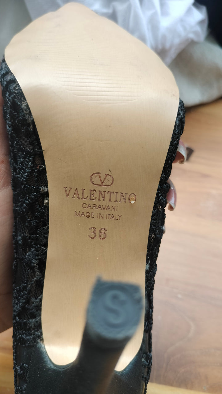 Valentino Garavani Black Lace Pointed-Toe Pumps Size 36