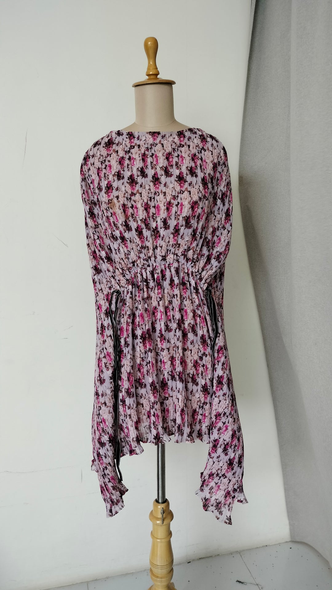 Dhruv Kapoor Floral Pleated Dress