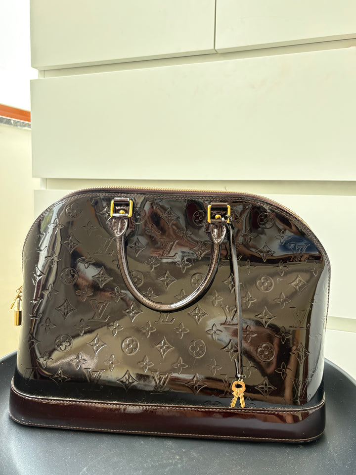 Louis Vuitton Amarante Monogram Vernis Alma GM Bag