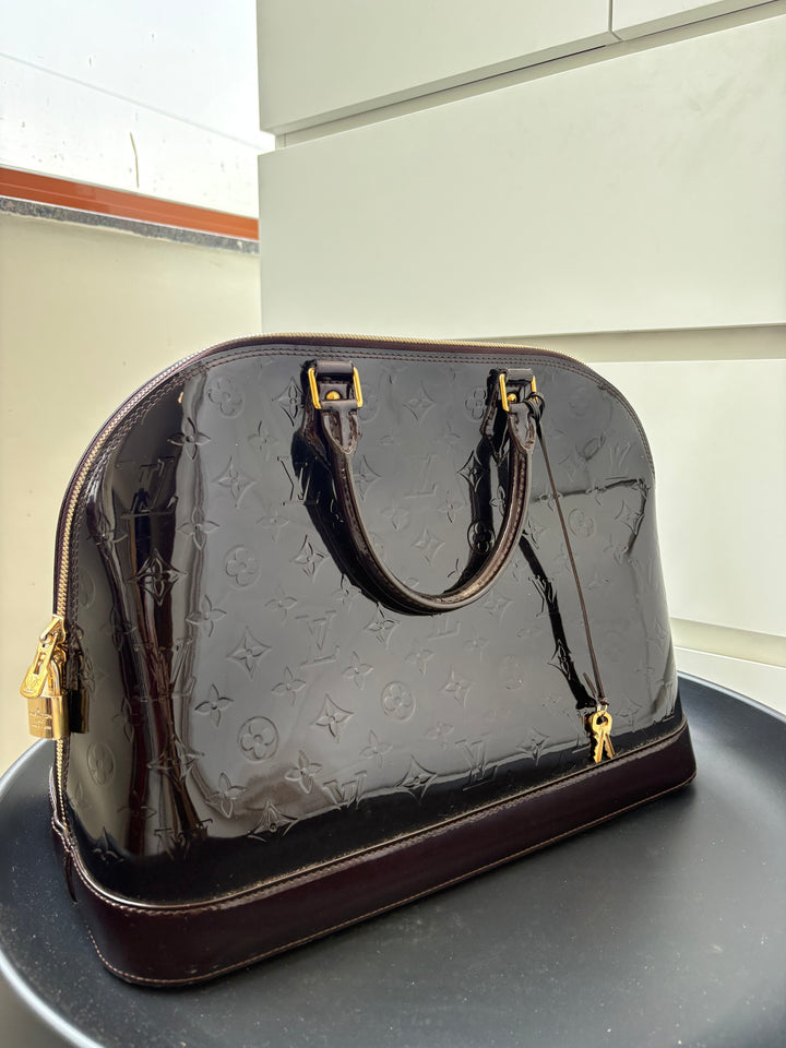 Louis Vuitton Amarante Monogram Vernis Alma GM Bag