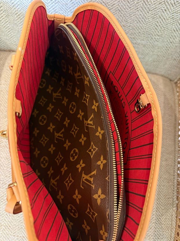 Louis Vuitton Ever More MM bag