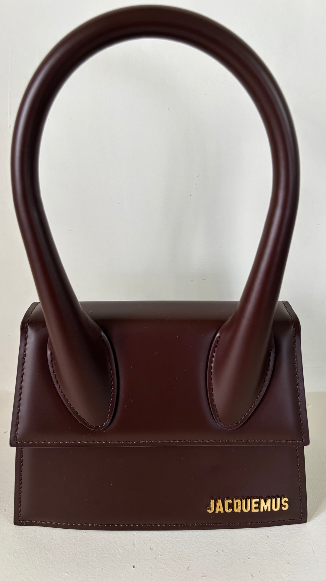 Jacquemus Le Chiquito Moyen bag