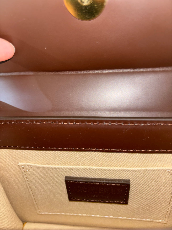 Jacquemus Le Chiquito Moyen bag