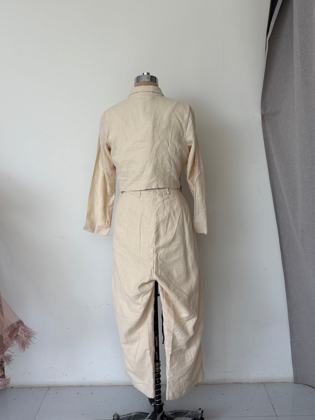 Rishi & Vibhuti Ivory Co-Ord Set with Embellished Jacket