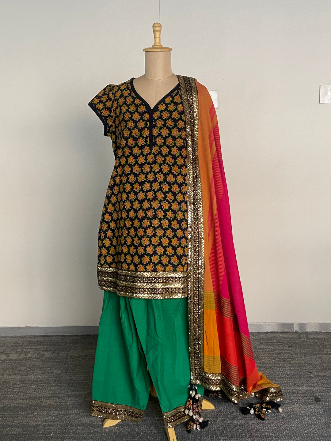 Vintage Sabyasachi Printed Kurta Set with Dupatta