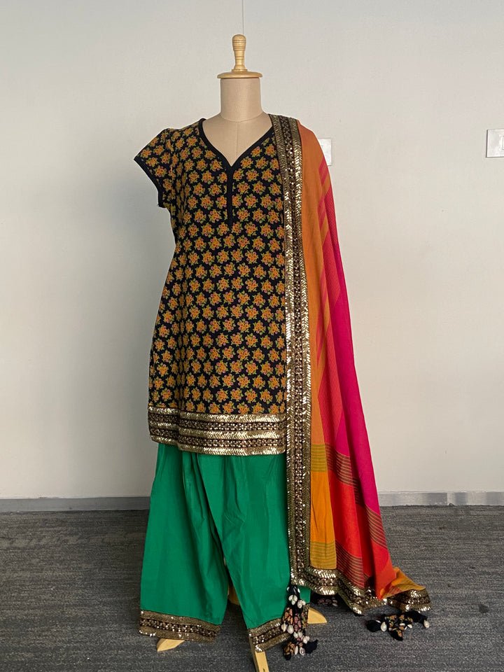 Vintage Sabyasachi Printed Kurta Set with Dupatta