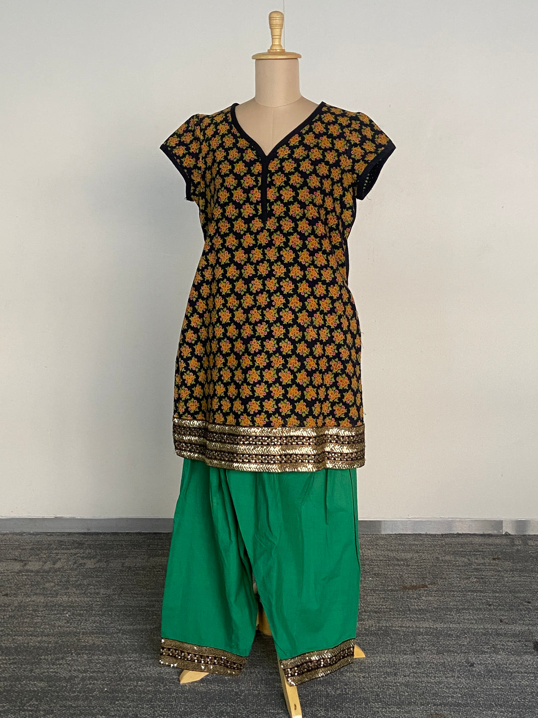 Vintage Sabyasachi Printed Kurta Set with Dupatta