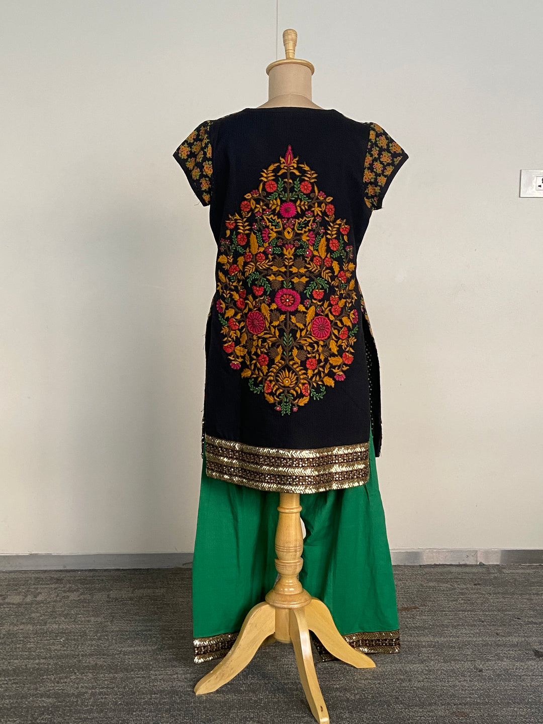 Vintage Sabyasachi Printed Kurta Set with Dupatta