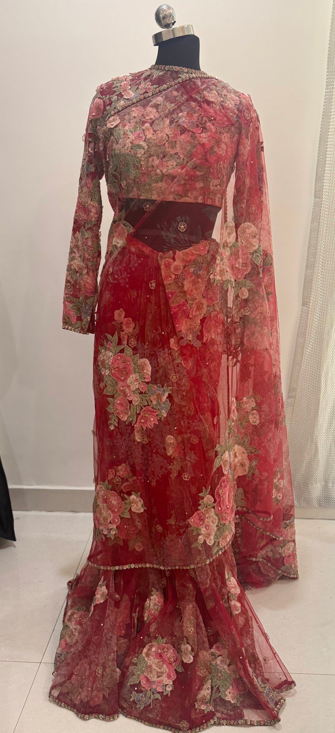 Sabyasachi Red Floral Embroidered Saree Set