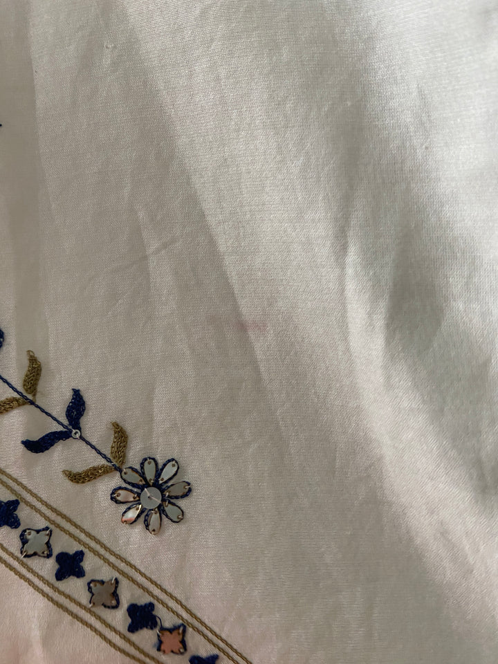 AM:PM Embroidered Kurta Set