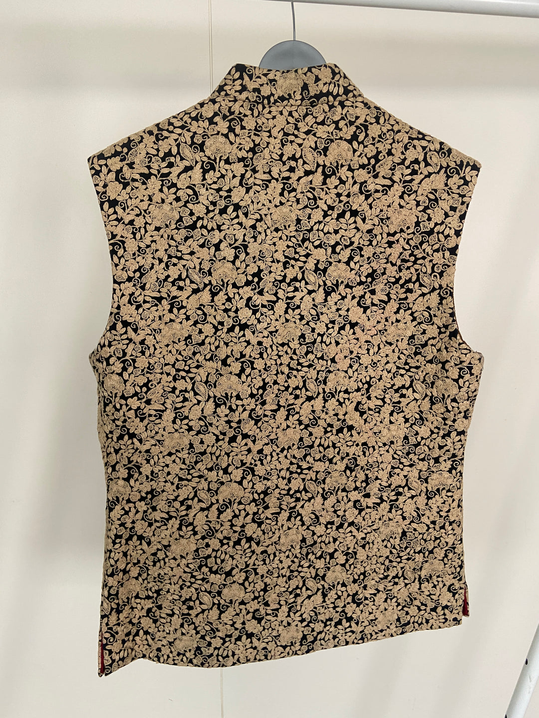 Sabyasachi Ivory Kurta Set with Embroidered Nehru Jacket