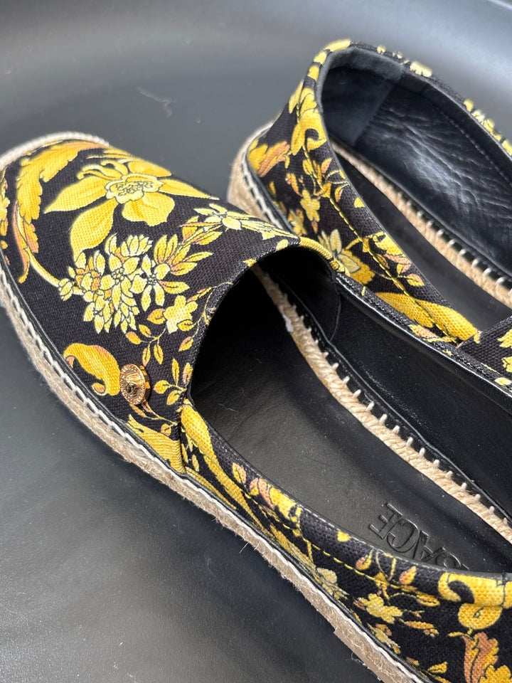 Versace Barocco floral print espadrilles Size 38
