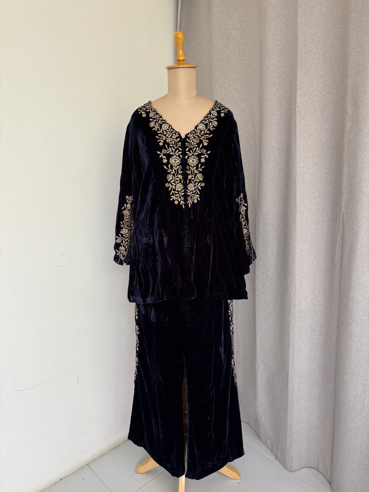 Dohr Navy Velvet Embroidered Co-Ord Set