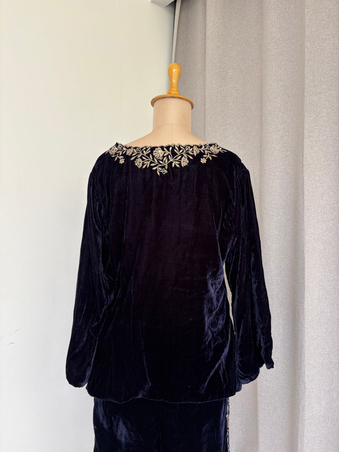 Dohr Navy Velvet Embroidered Co-Ord Set