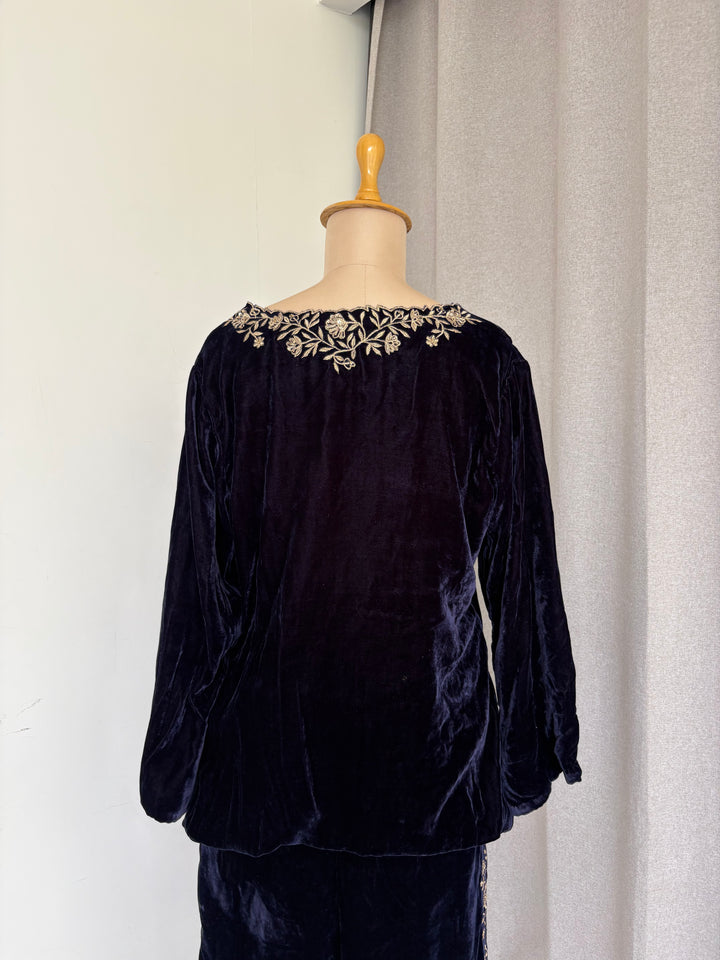 Dohr Navy Velvet Embroidered Co-Ord Set