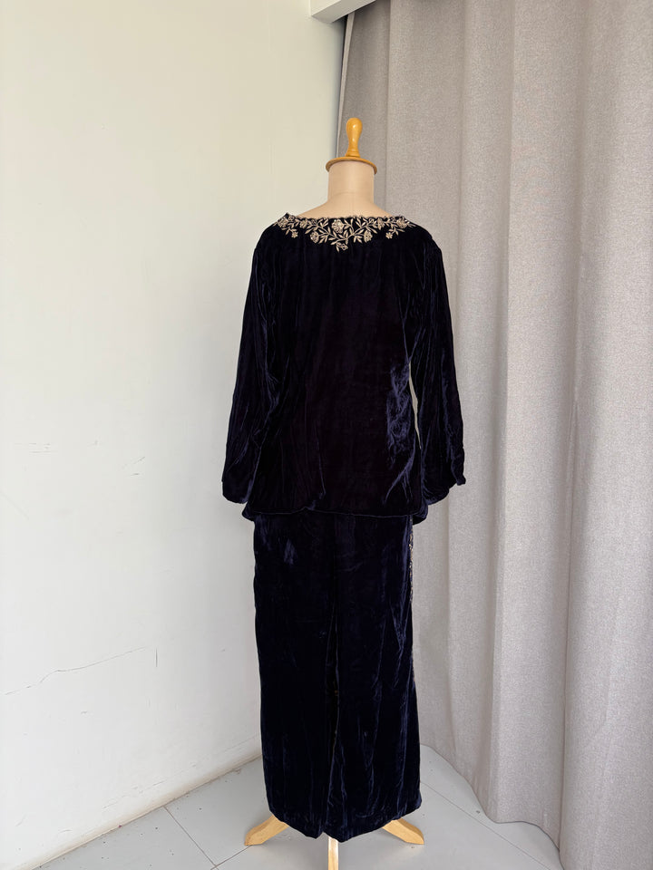Dohr Navy Velvet Embroidered Co-Ord Set