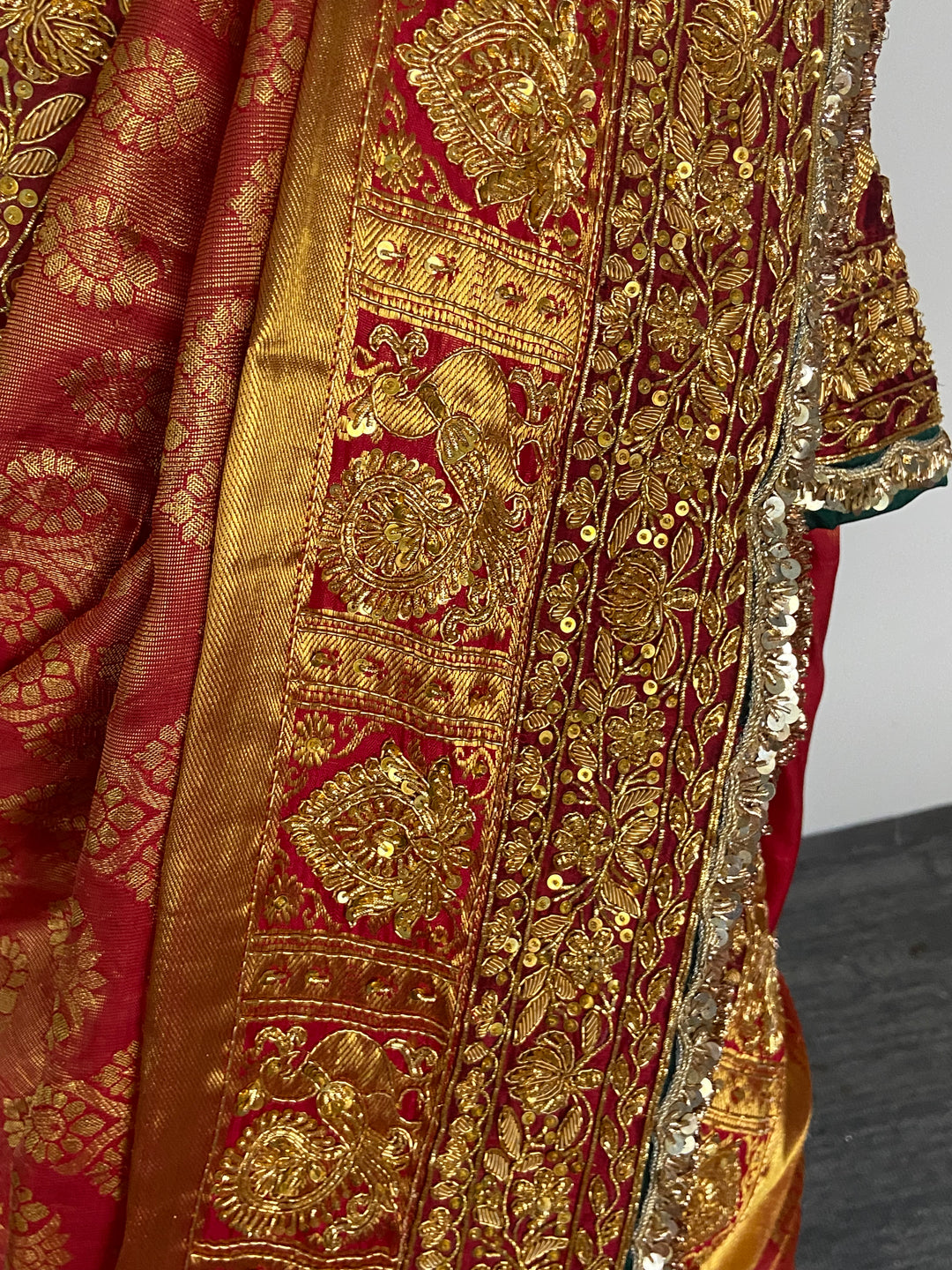 Manish Malhotra Handwoven Red & Gold Banarasi Saree Set
