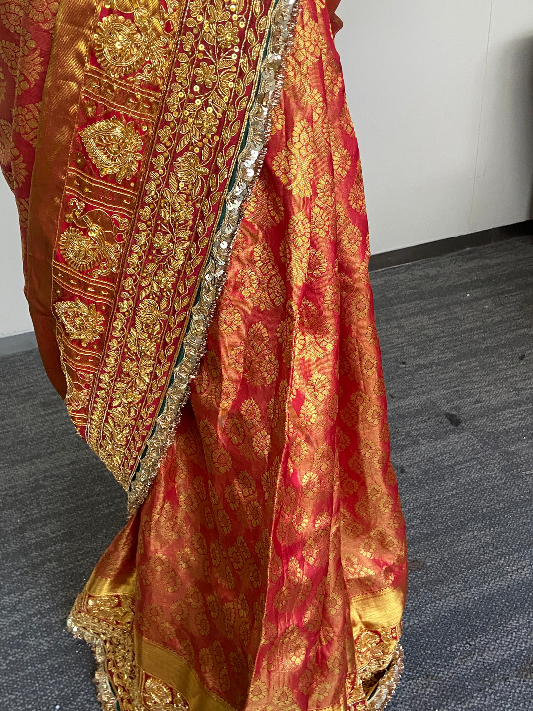 Manish Malhotra Handwoven Red & Gold Banarasi Saree Set