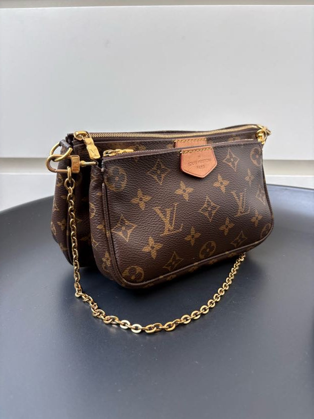 Louis Vuitton Multi Pochette Accessoires Monogram Canvas Crossbody Bag