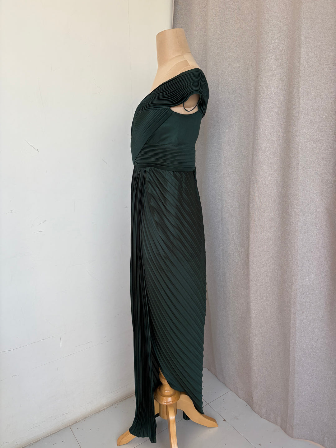 Amit Aggarwal Forest Green Pleated Gown
