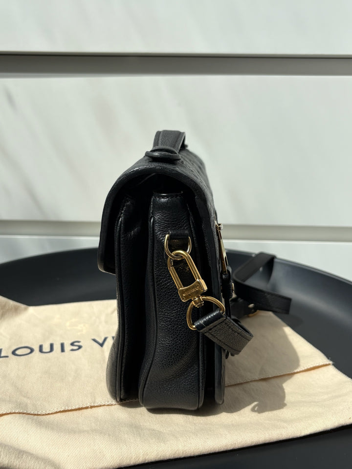 Louis Vuitton Pochette Métis