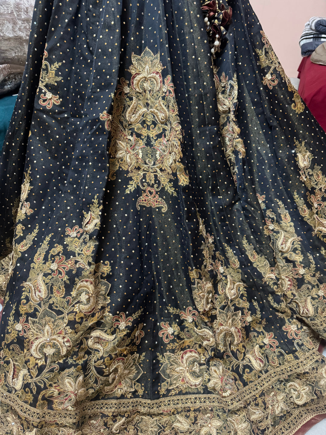 Tarun Tahiliani Embellished Lehenga Set