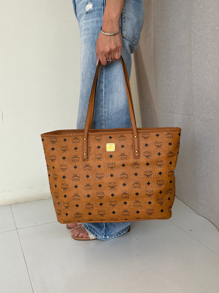 MCM Visetos Medium Anya Top Zip Shopper Tote