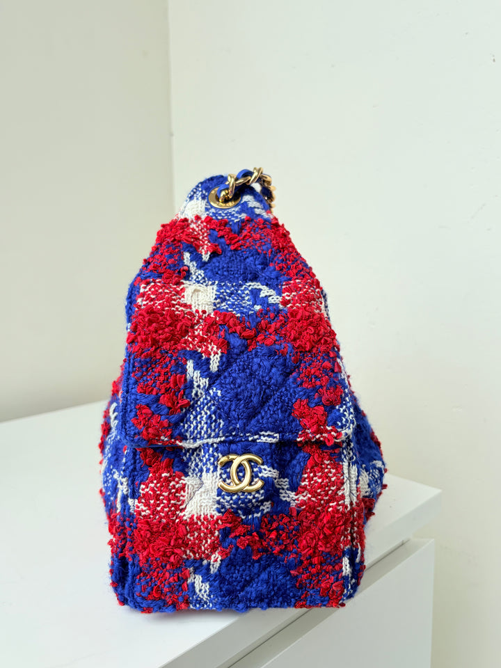 Chanel 25 Tweed Hobo Bag
