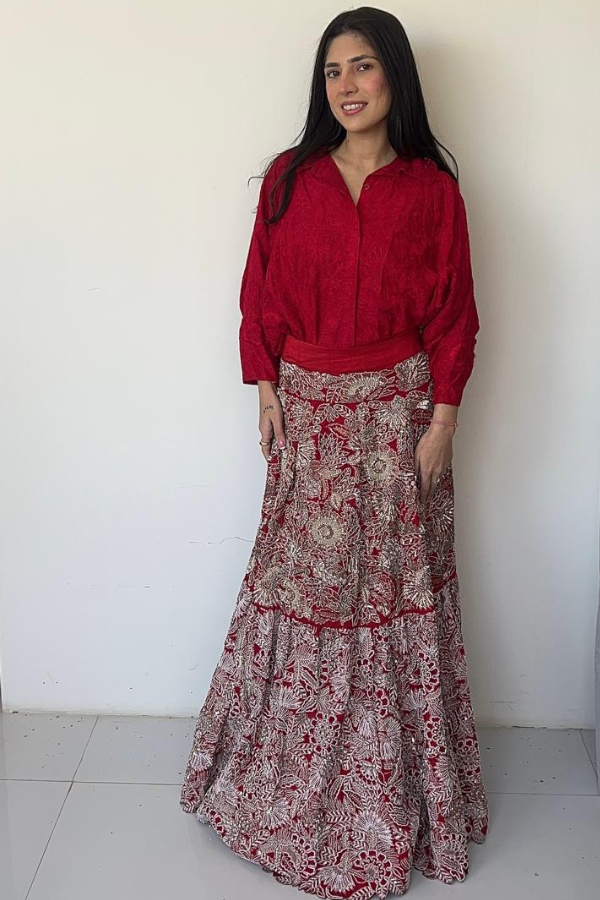 MRUNALINI RAO Red Pure Silk Embroidered Lehenga Set