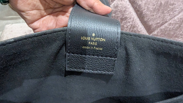 Louis Vuitton Damier Riverside Tote