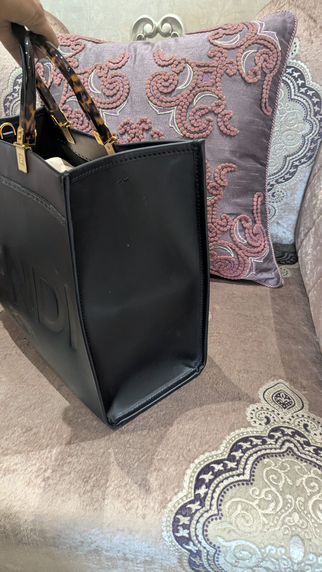 Fendi Sunshine Black leather shopper tote