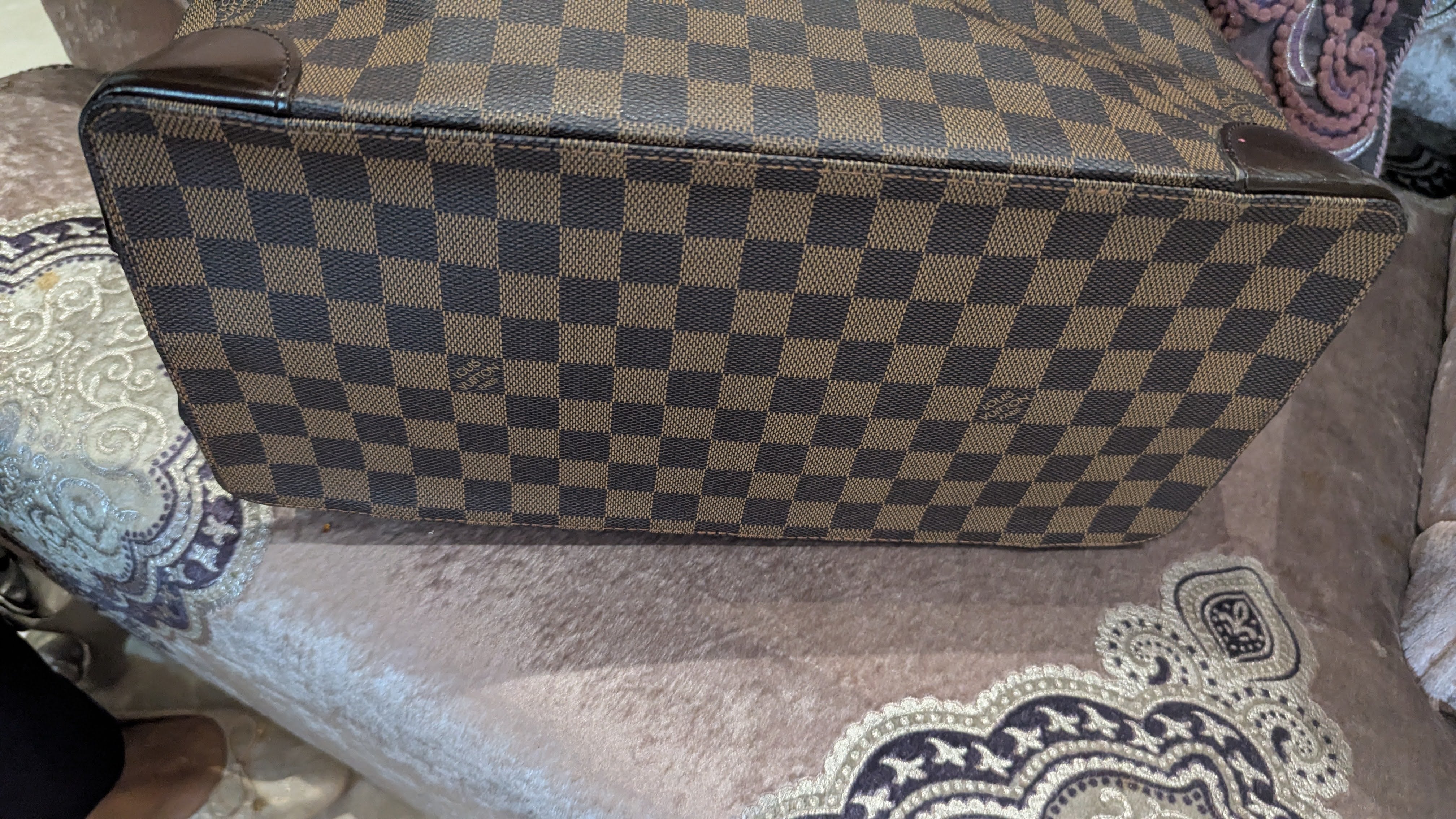 Louis Vuitton Damier Ebene Canvas Hampstead Bag – Kuro