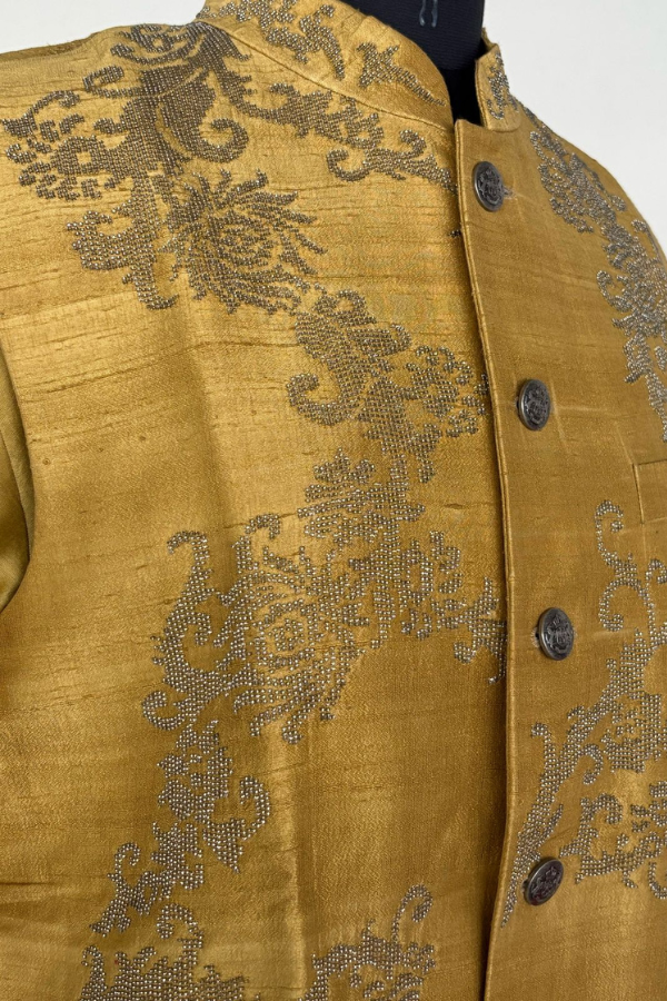 Divyam Mehta Embroidered Kurta Set With Bundi Jacket