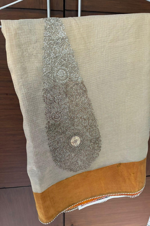 Anamika Khanna Saree