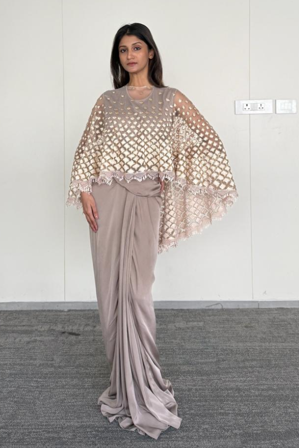 Tarun Tahiliani Cape Set
