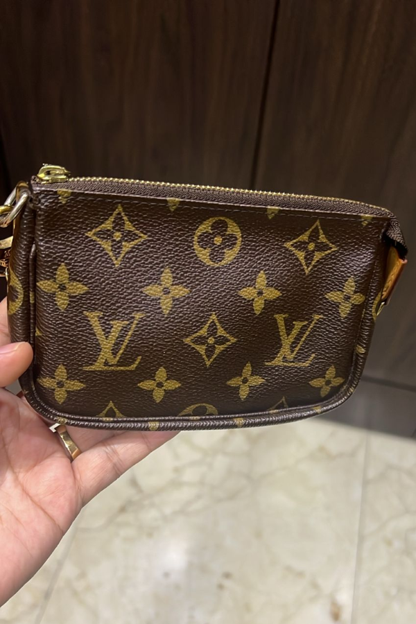 Louis Vuitton Mini Pochette Accessoires