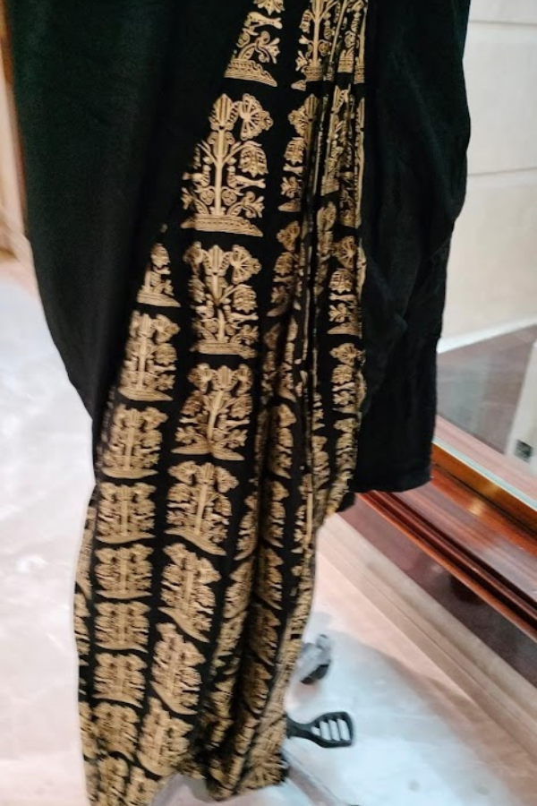 Masaba Black Bunch Of Birds Crinkle Gota Sari