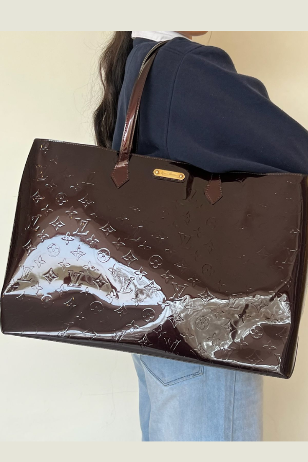 Louis Vuitton Monogram Vernis Wilshire MM tote bag