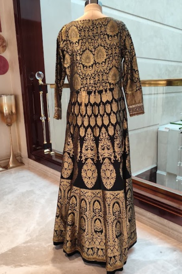 Manish Malhotra Black & Gold Heritage Anarkali Set