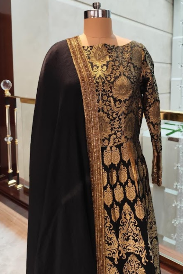 Manish Malhotra Black & Gold Heritage Anarkali Set