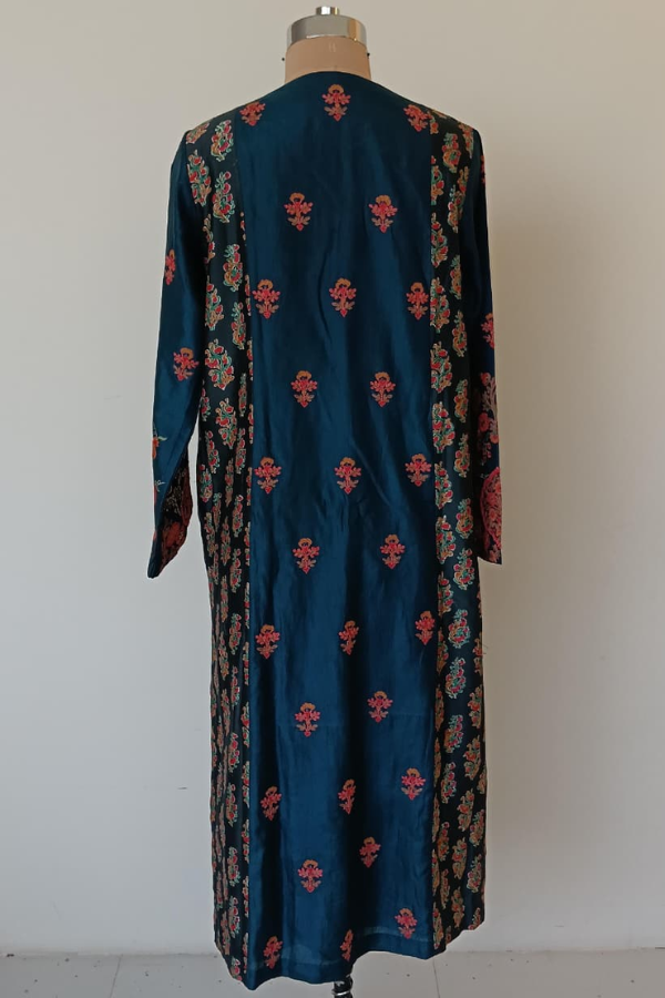 Debyani Embroidered Kurta Set