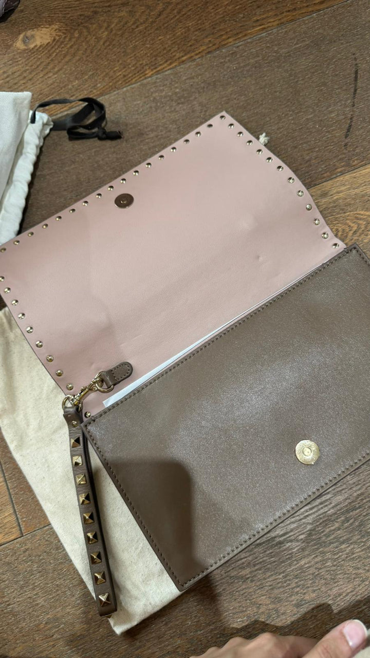 Valentino Garavani Rockstud leather wristlet clutch