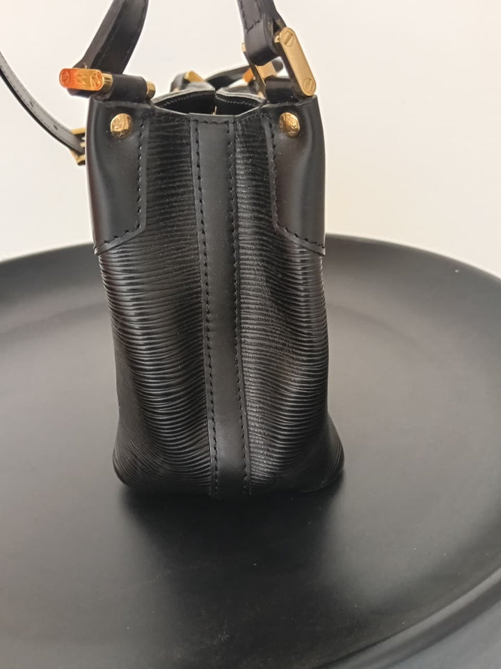 Louis Vuitton Epi Leather Mandara Bag
